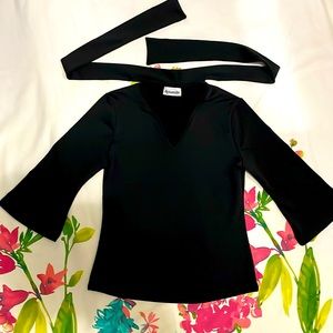 DYNAMITE Petite black top